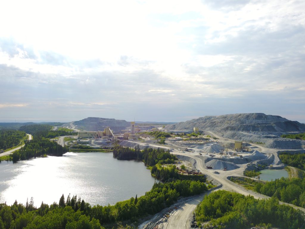 Blackout at Hemlo gold mine to slow ramp-up